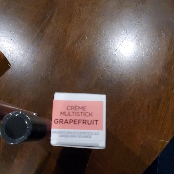 Lip bundle - Picture 3 of 3